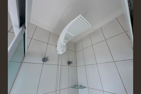 Apartamento à venda com 74m², 2 quartos e 2 vagasBanheiro da Suíte