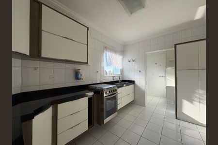 Apartamento à venda com 74m², 2 quartos e 2 vagasCozinha