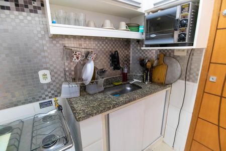 Apartamento à venda com 98m², 2 quartos e sem vagaCozinha