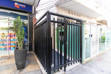 Apartamento à venda com 98m², 2 quartos e sem vagaFachada