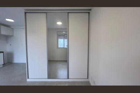 Studio à venda com 26m², 1 quarto e sem vaga Studio à venda com 26m², 1 quarto e sem vagaStudio