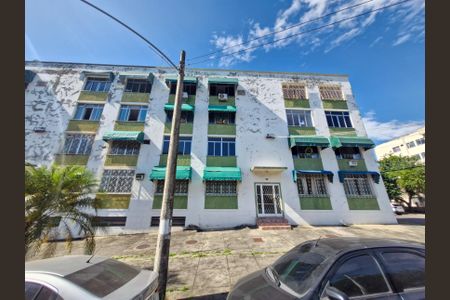 Apartamento para alugar com 59m², 2 quartos e 1 vagaFachada do bloco