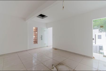 Casa à venda com 240m², 5 quartos e 2 vagasQuarto 4