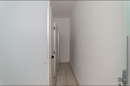 Casa à venda com 240m², 5 quartos e 2 vagasBanheiro 2