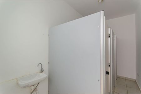 Casa à venda com 240m², 5 quartos e 2 vagasBanheiro 2