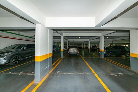 Apartamento à venda com 126m², 3 quartos e 3 vagas Apartamento à venda com 126m², 3 quartos e 3 vagasGaragem