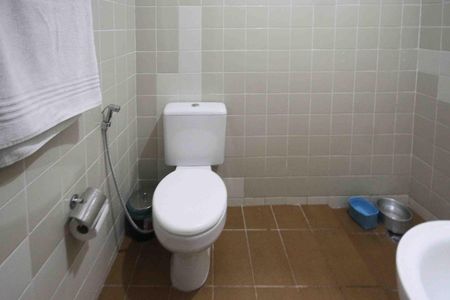 Casa à venda com 125m², 3 quartos e 1 vaga Casa à venda com 125m², 3 quartos e 1 vagaCasa 2 - Banheiro