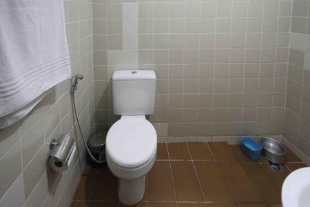 Casa à venda com 125m², 3 quartos e 1 vaga Casa à venda com 125m², 3 quartos e 1 vagaCasa 2 - Banheiro