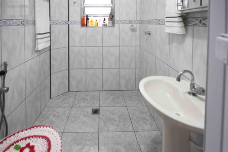 Casa à venda com 125m², 3 quartos e 1 vaga Casa à venda com 125m², 3 quartos e 1 vagaCasa 3 - Banheiro