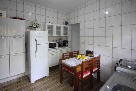 Casa à venda com 125m², 3 quartos e 1 vaga Casa à venda com 125m², 3 quartos e 1 vagaCasa 3 - Cozinha