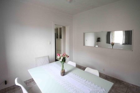 Casa à venda com 125m², 3 quartos e 1 vaga Casa à venda com 125m², 3 quartos e 1 vagaSala de Jantar