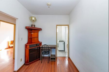 Apartamento para alugar com 65m², 2 quartos e 1 vaga Apartamento para alugar com 65m², 2 quartos e 1 vagaSala