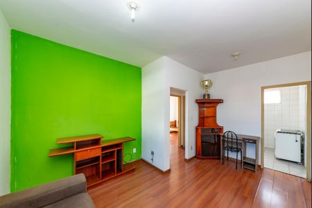 Apartamento para alugar com 65m², 2 quartos e 1 vaga Apartamento para alugar com 65m², 2 quartos e 1 vagaSala