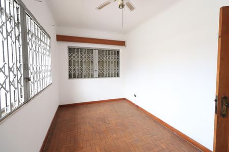 Casa à venda com 319m², 5 quartos e 5 vagasQuarto 3 - Suíte