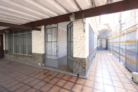 Casa à venda com 319m², 5 quartos e 5 vagasGaragem 2