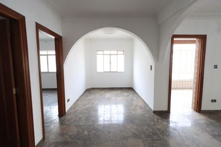 Casa à venda com 319m², 5 quartos e 5 vagasSala de Jantar