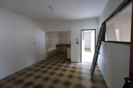 Casa à venda com 319m², 5 quartos e 5 vagasCozinha