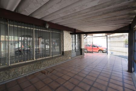 Casa à venda com 319m², 5 quartos e 5 vagasGaragem 2