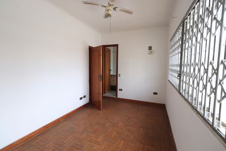 Casa à venda com 319m², 5 quartos e 5 vagasQuarto 3 - Suíte
