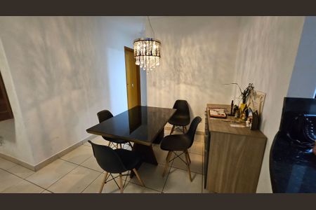 Sala de apartamento para alugar com 3 quartos, 93m² em Residencial Eldorado, Goiânia