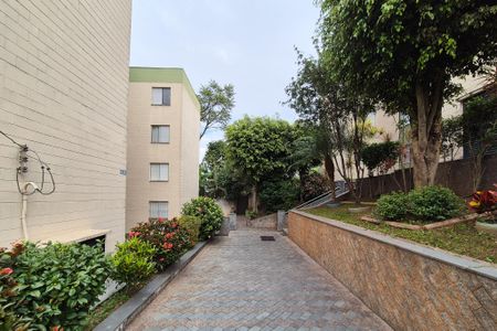 Apartamento para alugar com 54m², 2 quartos e 1 vaga Apartamento para alugar com 54m², 2 quartos e 1 vagaFachada