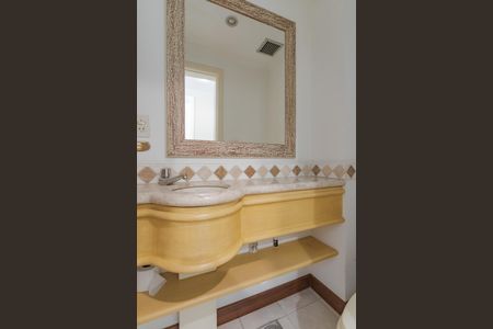 Apartamento à venda com 136m², 2 quartos e 2 vagasLavabo