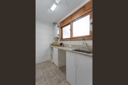 Apartamento à venda com 136m², 2 quartos e 2 vagasÁrea de Serviço