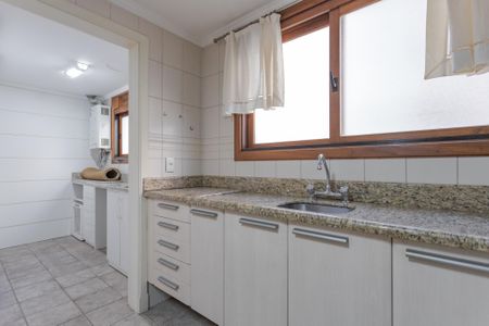 Apartamento à venda com 136m², 2 quartos e 2 vagasCozinha