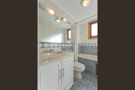 Apartamento à venda com 136m², 2 quartos e 2 vagasBanheiro da Suíte 1