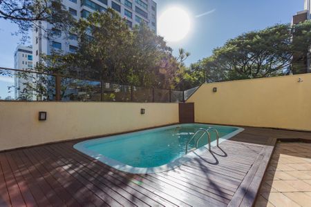 Apartamento à venda com 136m², 2 quartos e 2 vagasÁrea comum - Piscina