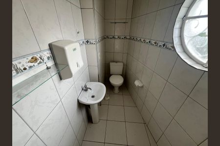 Casa à venda com 250m², 4 quartos e 3 vagasBanheiro