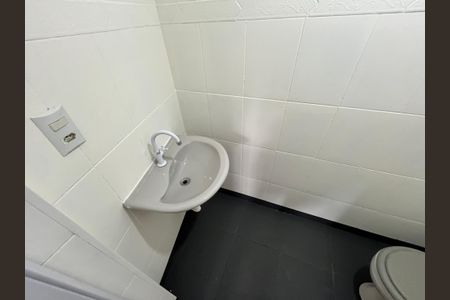 Casa à venda com 250m², 4 quartos e 3 vagasBanheiro da Garagem