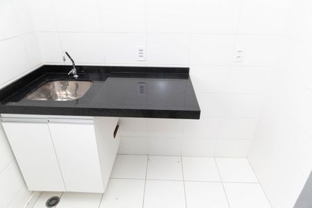 Apartamento para alugar com 38m², 2 quartos e 1 vagaÁrea de Serviço