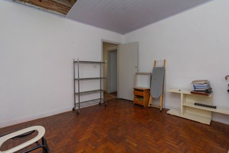 Casa à venda com 220m², 4 quartos e 3 vagas Casa à venda com 220m², 4 quartos e 3 vagasQuarto 1