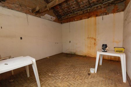 Casa à venda com 220m², 4 quartos e 3 vagas Casa à venda com 220m², 4 quartos e 3 vagasEdicula