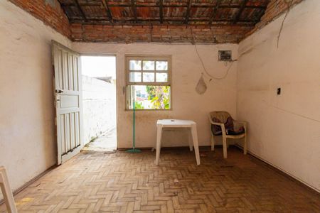 Casa à venda com 220m², 4 quartos e 3 vagas Casa à venda com 220m², 4 quartos e 3 vagasEdicula