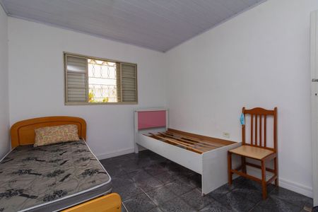 Casa à venda com 220m², 4 quartos e 3 vagas Casa à venda com 220m², 4 quartos e 3 vagasQuarto 2