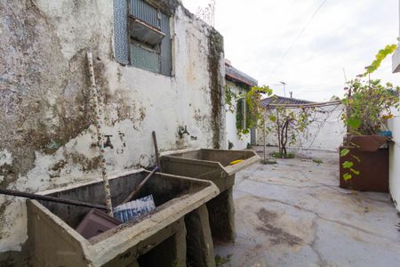 Casa à venda com 220m², 4 quartos e 3 vagas Casa à venda com 220m², 4 quartos e 3 vagasÁrea de Serviço