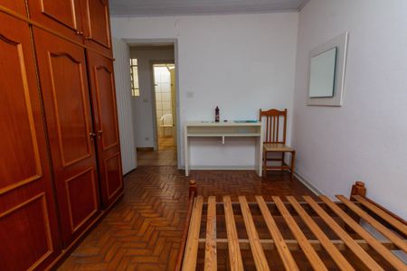 Casa à venda com 220m², 4 quartos e 3 vagas Casa à venda com 220m², 4 quartos e 3 vagasQuarto 3