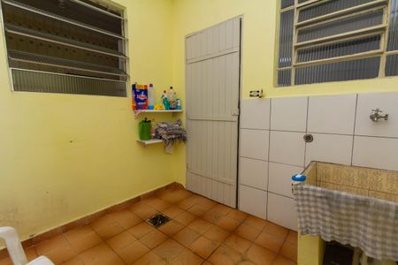 Casa à venda com 220m², 4 quartos e 3 vagas Casa à venda com 220m², 4 quartos e 3 vagasÁrea de Serviço