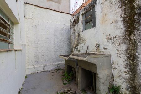 Casa à venda com 220m², 4 quartos e 3 vagas Casa à venda com 220m², 4 quartos e 3 vagasÁrea de Serviço