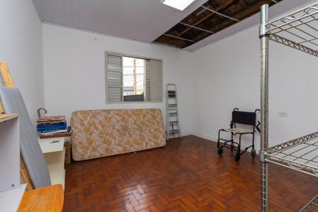 Casa à venda com 220m², 4 quartos e 3 vagas Casa à venda com 220m², 4 quartos e 3 vagasQuarto 1
