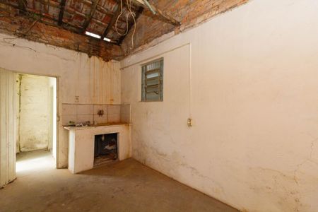 Casa à venda com 220m², 4 quartos e 3 vagas Casa à venda com 220m², 4 quartos e 3 vagasEdicula