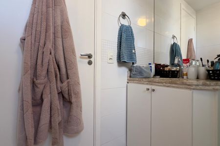Apartamento para alugar com 70m², 2 quartos e 1 vagaBanheiro da Suíte