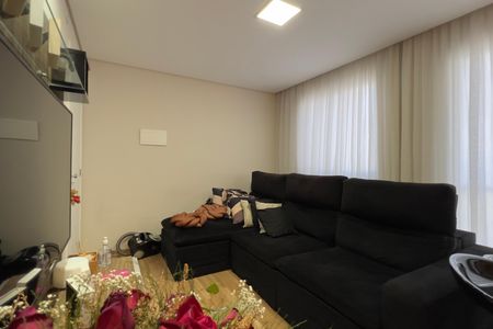 Apartamento para alugar com 70m², 2 quartos e 1 vagaSala