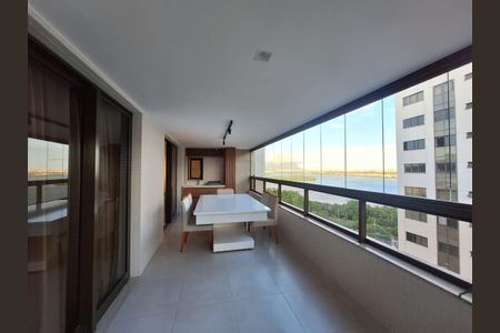 Apartamento à venda com 134m², 3 quartos e 2 vagasvaranda