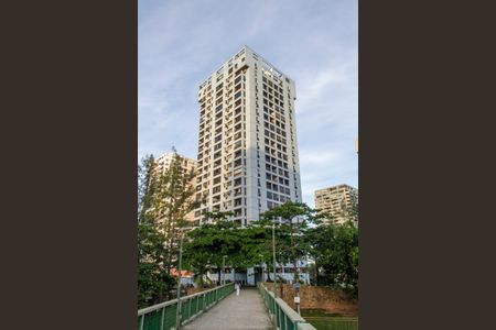 Apartamento à venda com 64m², 1 quarto e 1 vagaFachada