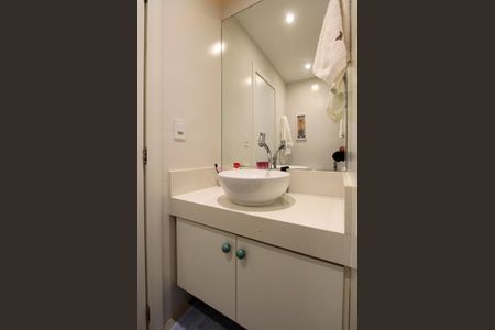 Apartamento à venda com 64m², 1 quarto e 1 vagaBanheiro Social