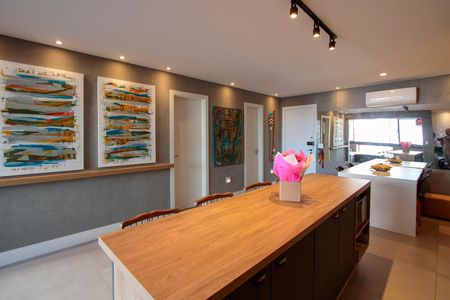 Apartamento à venda com 64m², 1 quarto e 1 vagaCozinha