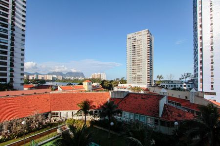 Apartamento à venda com 64m², 1 quarto e 1 vagaVista